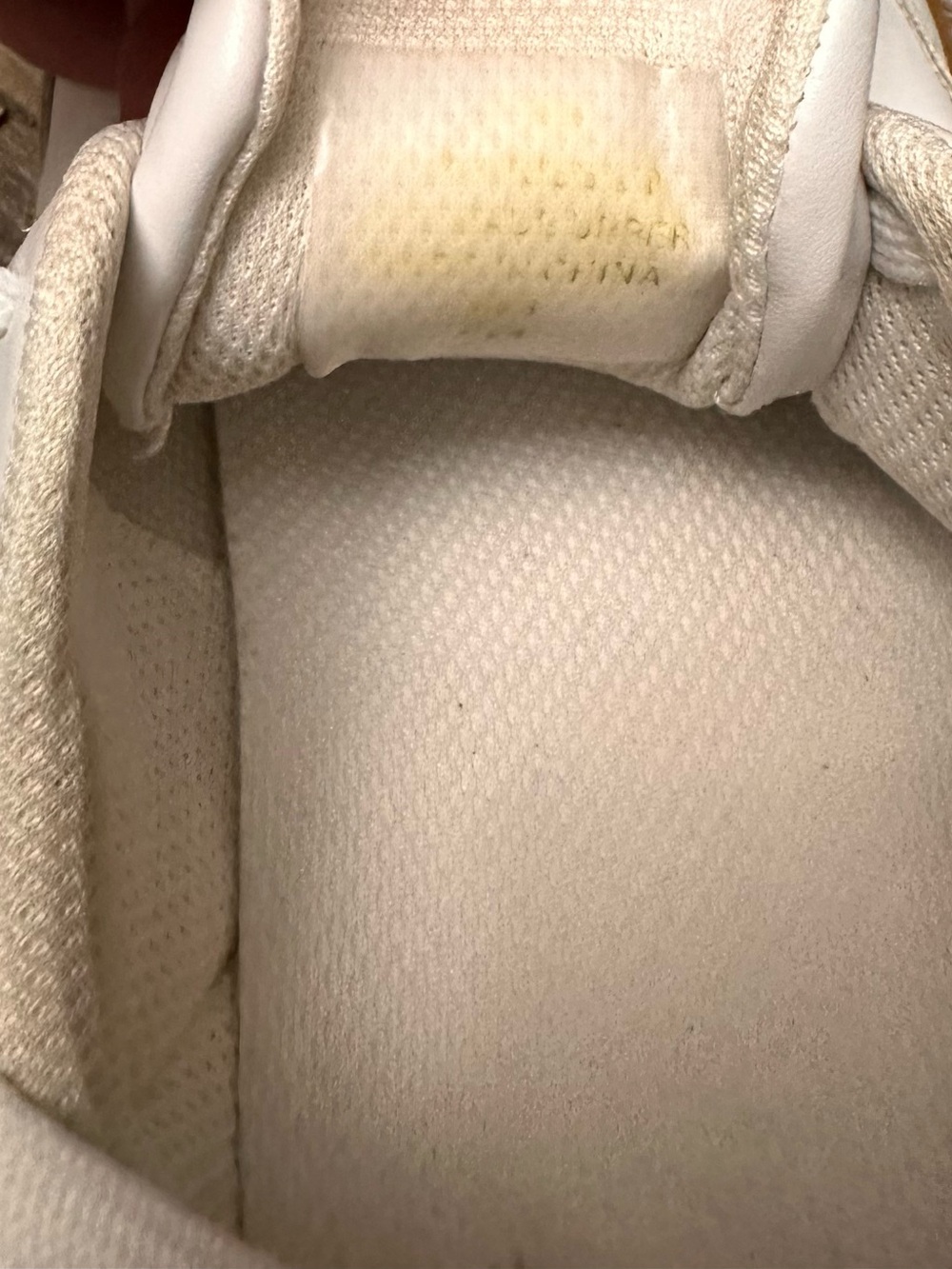Calvin Klein Women's Cream Sneakers with Gum Sole - Picture 8 of 10